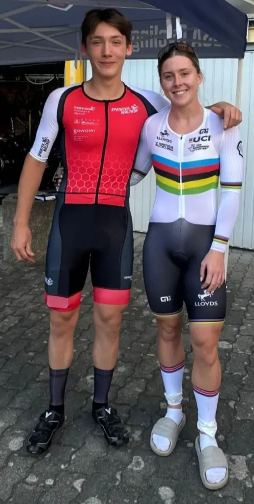 RC Sprinter Waltrop - Alois Klomfaß im Informationsaustausch mit der amtierenden Olympiasiegerin und Sprint-Weltmeisterin Emma Finucane