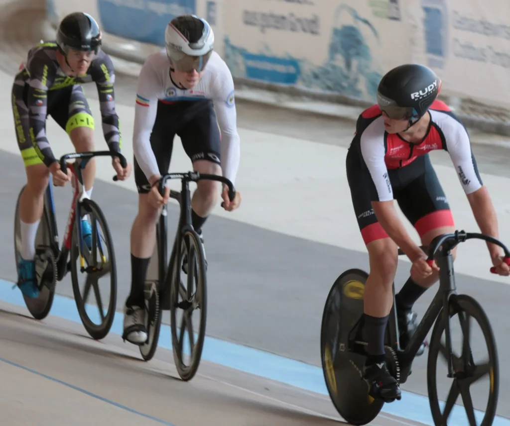 RC Sprinter Waltrop - Alois Klomfaß auf der Bahn beim Finale des Emma Hinze Cups 2025