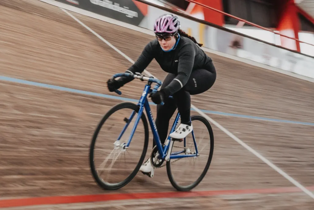 Training auf der Radrennbahn in Büttgen